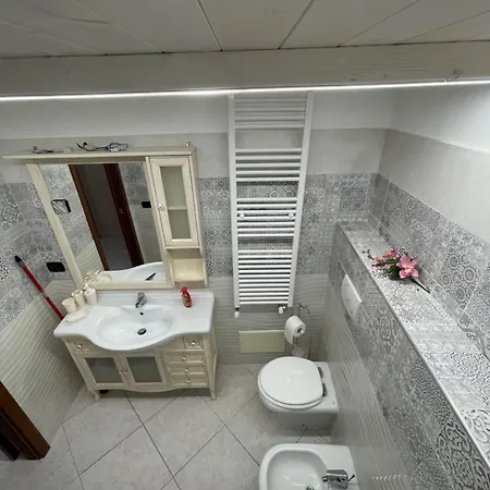 Paradise House * Формия